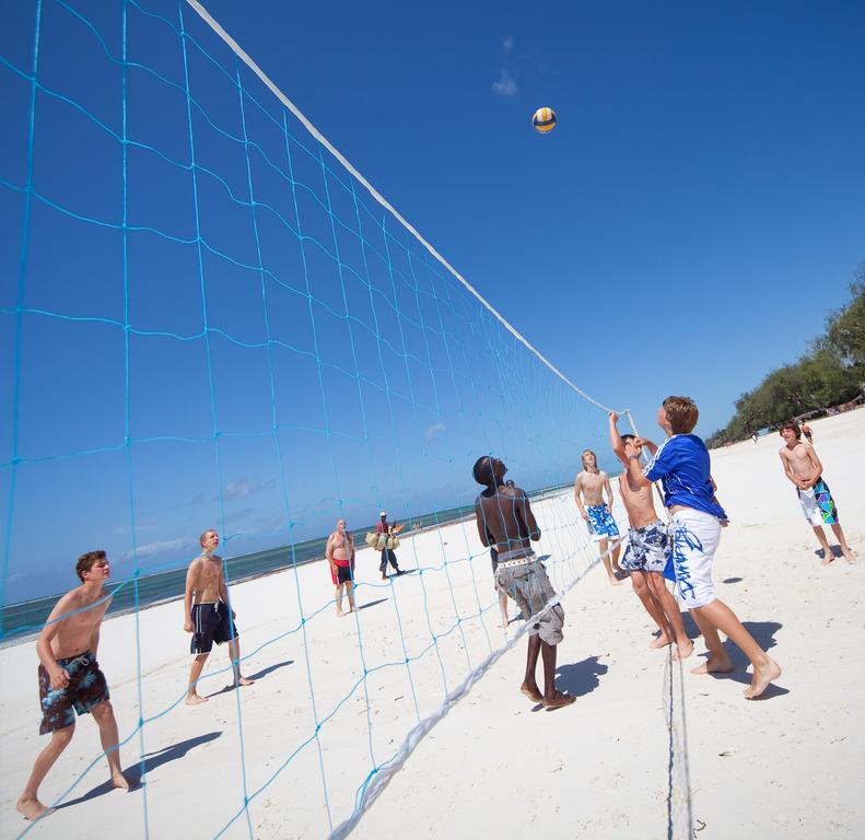 Diani Sea Lodge เดียนีบีช ภายนอก รูปภาพ