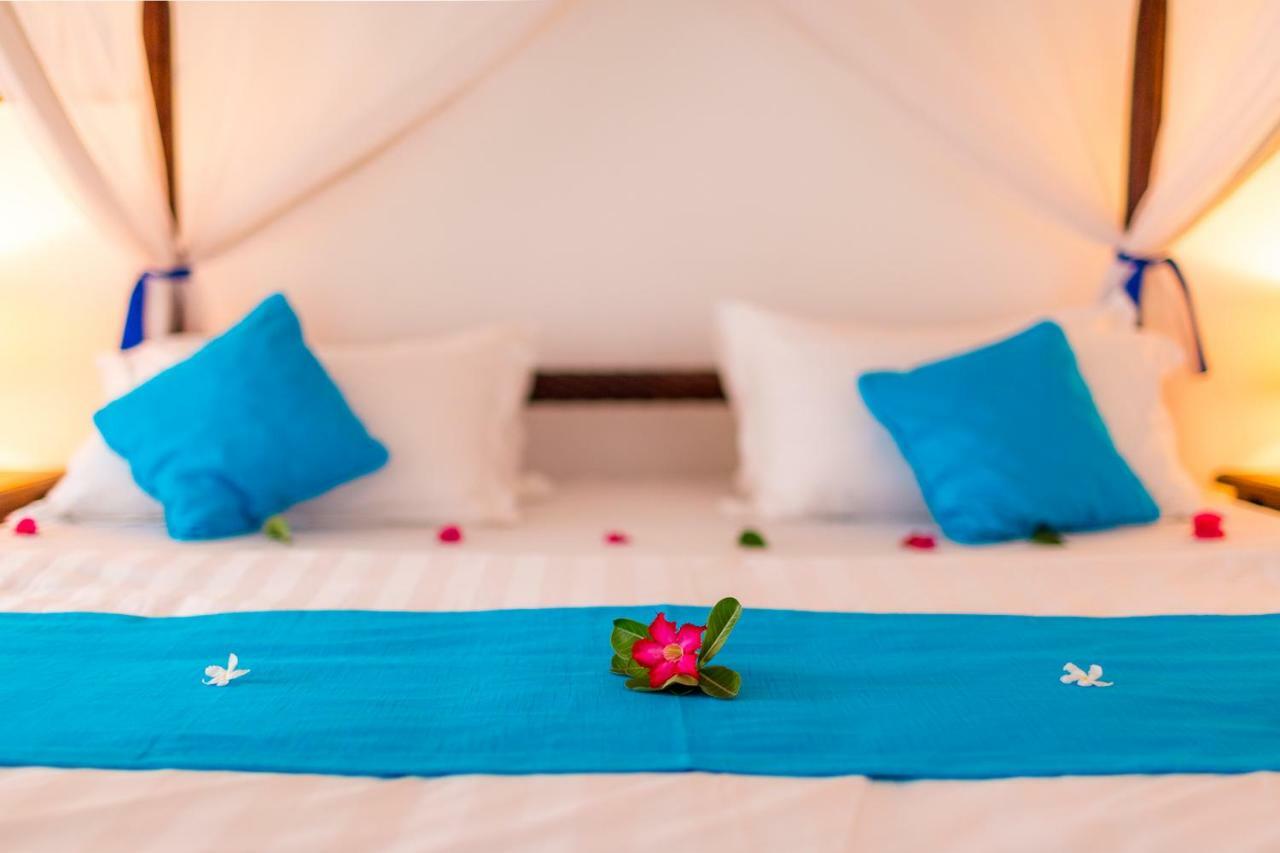 Diani Sea Lodge เดียนีบีช ภายนอก รูปภาพ